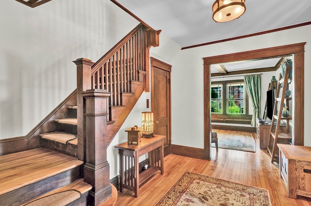 16 Vesper St, Worcester MA 01602-1439 exterior