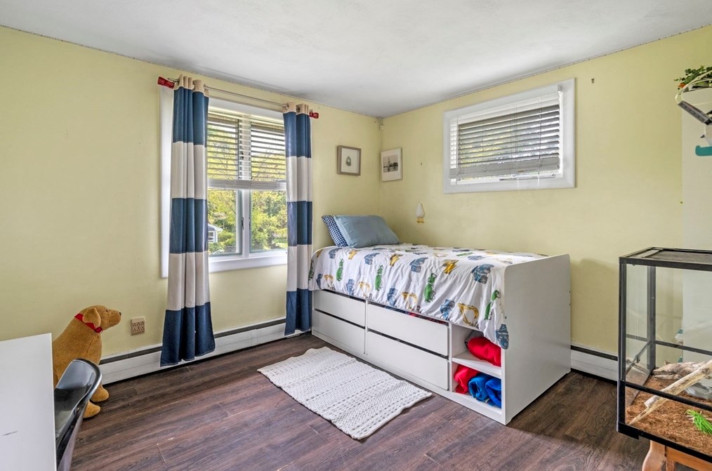 82 Cornell Rd, Marblehead MA 01945-2198 exterior