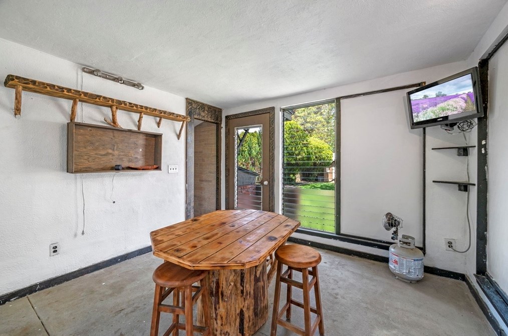 82 Cornell Rd, Marblehead MA 01945-2198 exterior