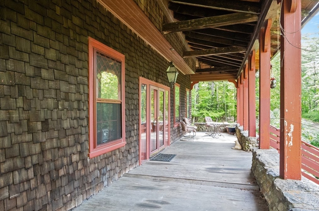 25 Fairbank St, Winchendon MA 01475-1718 exterior