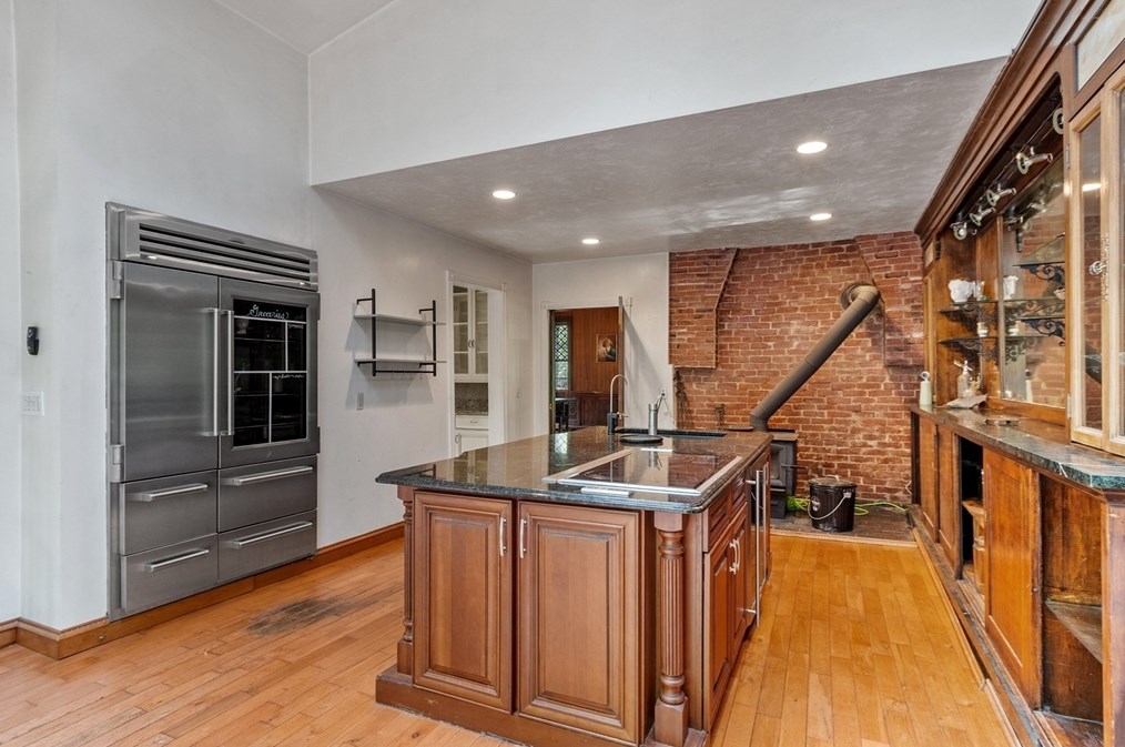 25 Fairbank St, Winchendon MA 01475-1718 exterior