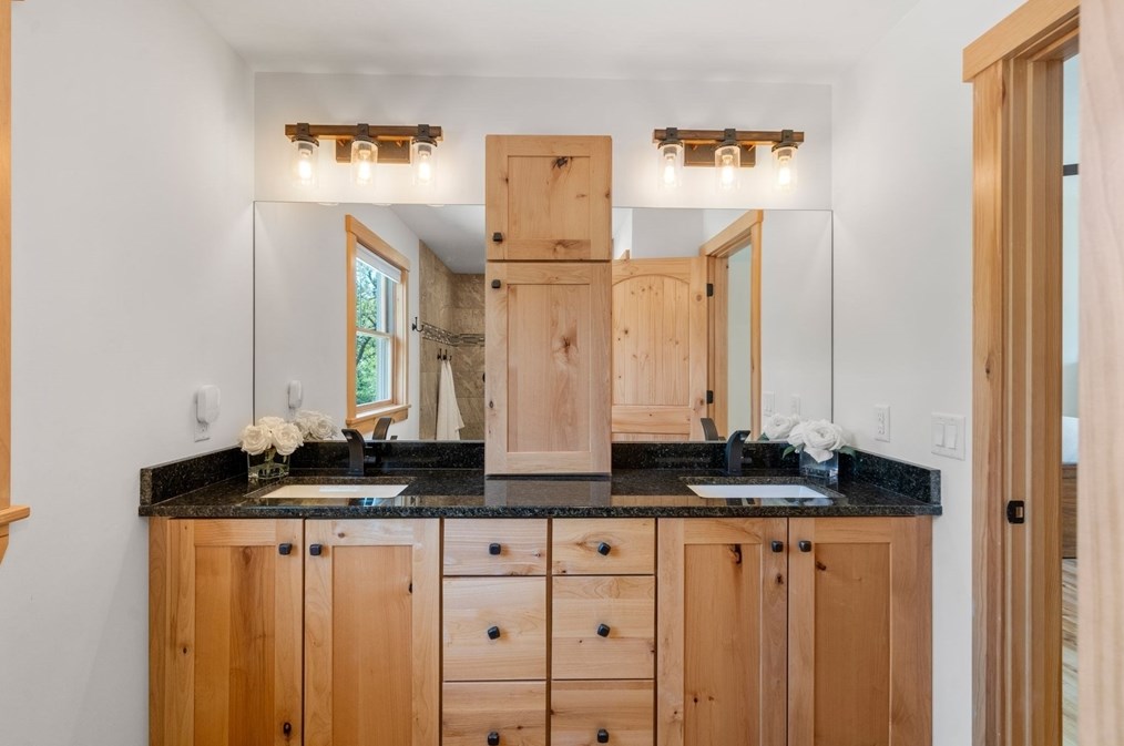 58 Blueberry Rd, Plymouth MA 02360-6800 exterior