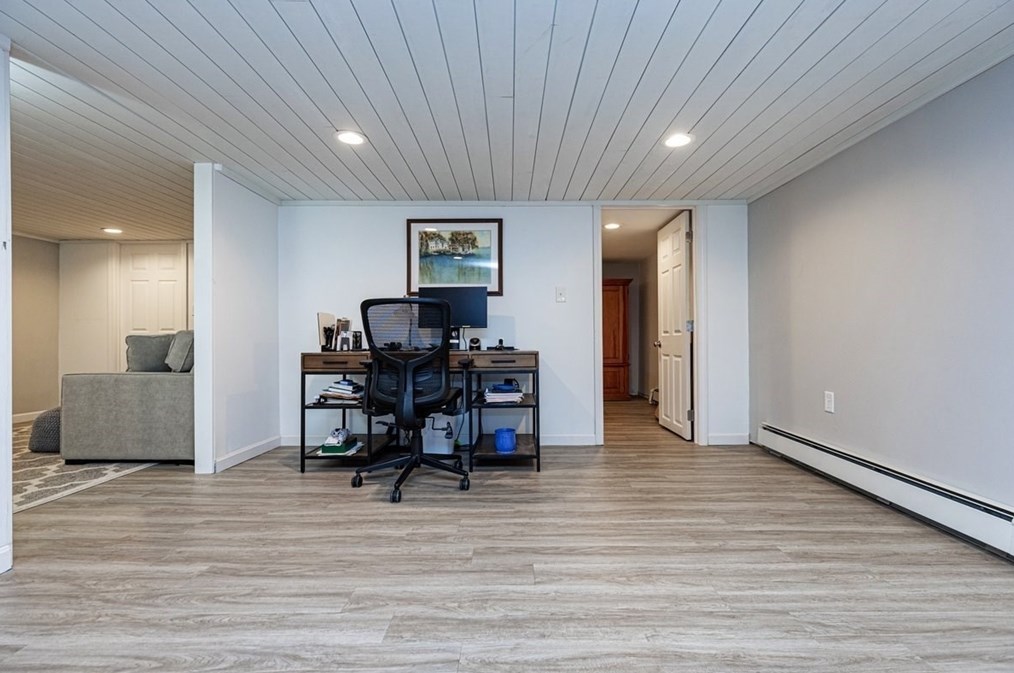 54 Cornell Rd, Marblehead MA 01945-2140 exterior