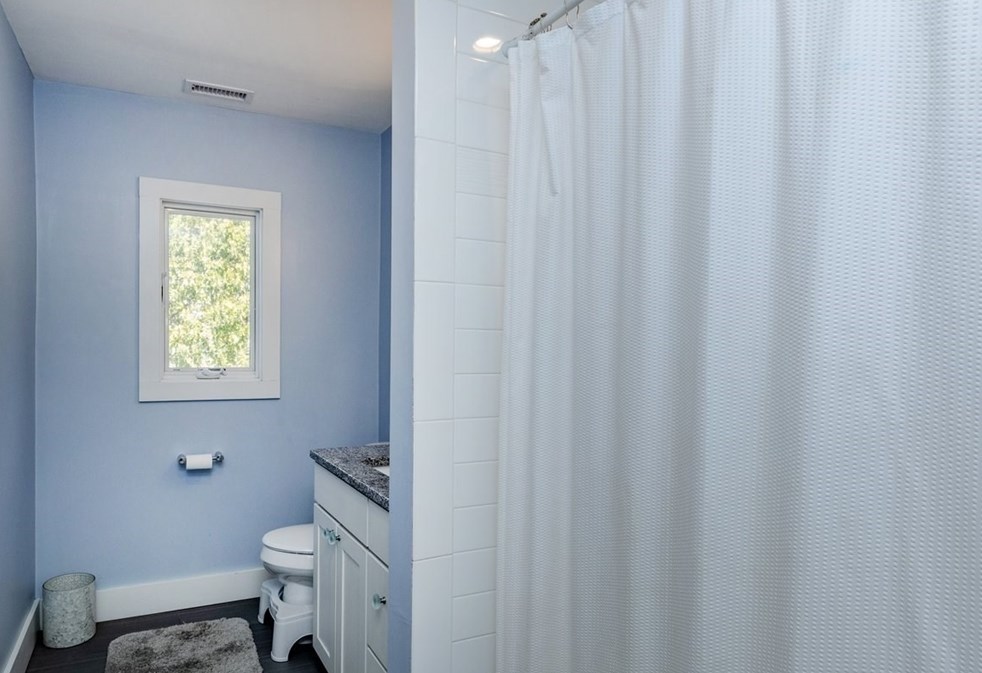 54 Cornell Rd, Marblehead MA 01945-2140 exterior