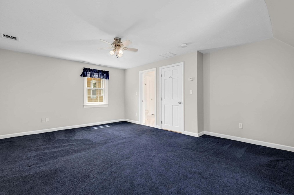 7 Sweetland Farm Rd, Norfolk MA 02056-1346 exterior