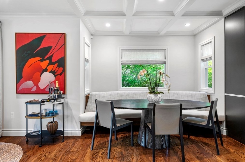 39 Jersey St, Marblehead MA 01945-2414 exterior