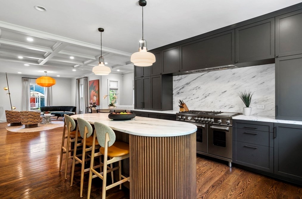 39 Jersey St, Marblehead MA 01945-2414 exterior