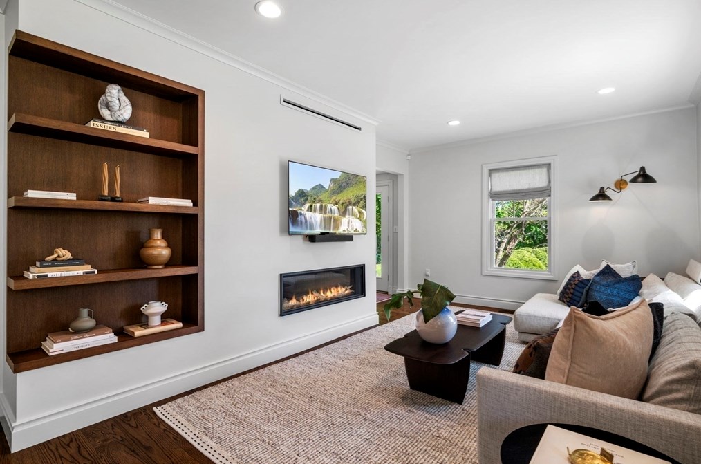 39 Jersey St, Marblehead MA 01945-2414 exterior