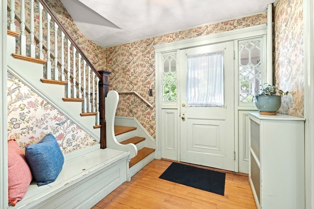 4 Prince St, Marblehead MA 01945-2224 exterior