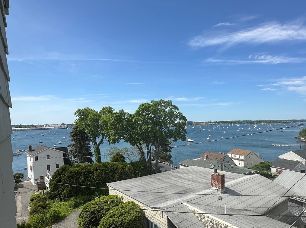 26 Manataug Trl, Marblehead MA 01945-1310 exterior