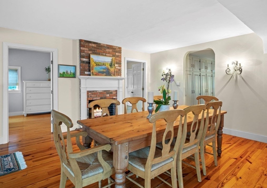 26 Manataug Trl, Marblehead MA 01945-1310 exterior