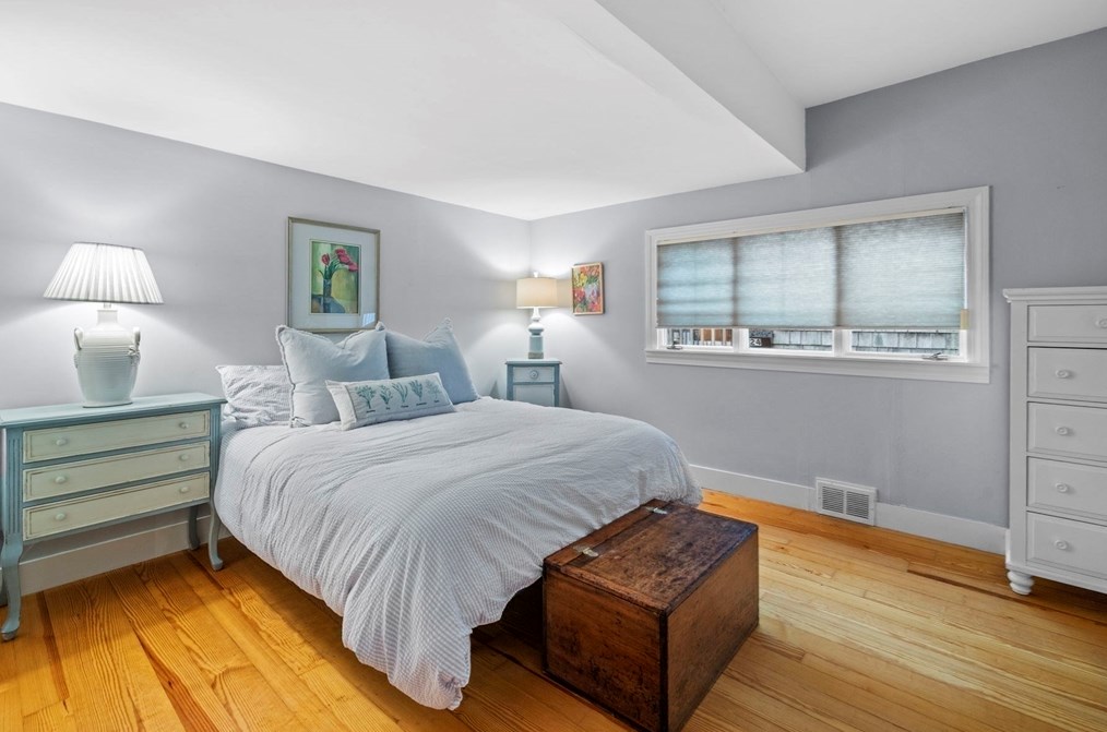 26 Manataug Trl, Marblehead MA 01945-1310 exterior