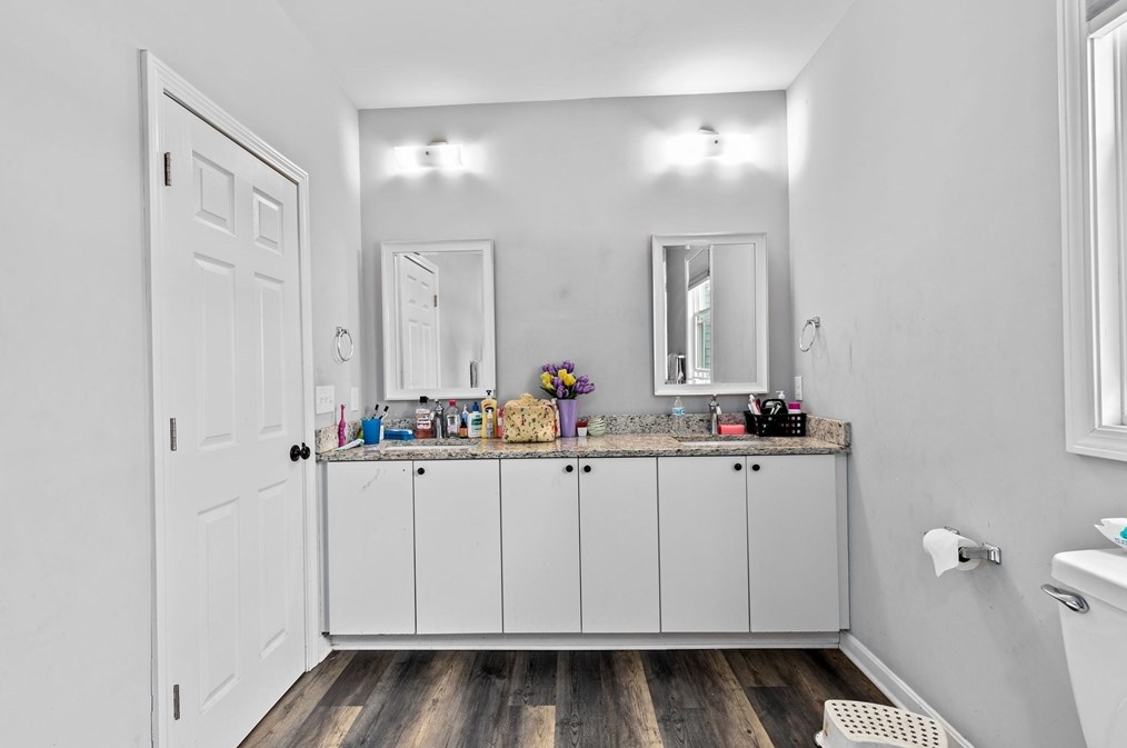 16 Decatur St, Worcester MA  01610 exterior