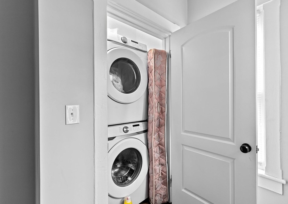 16 Decatur St, Worcester MA  01610 exterior