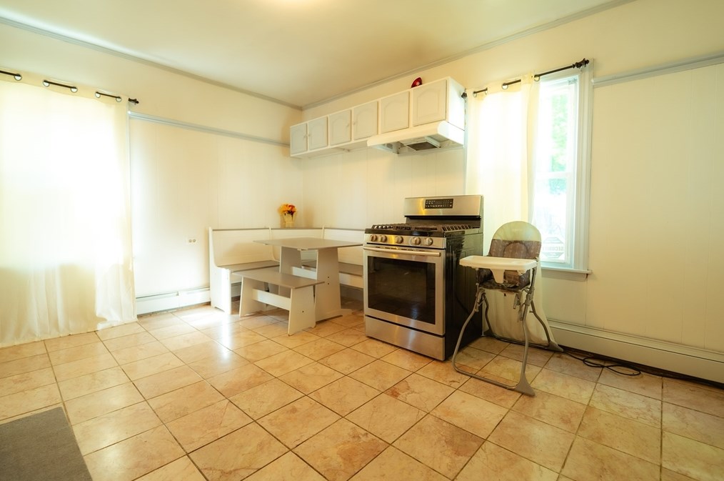 176 Ferry St, Lawrence MA  01841-1330 exterior