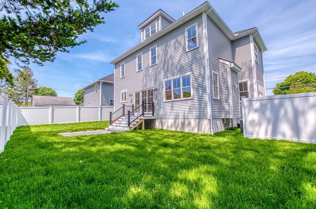 132 Jefferson St, Dedham MA  exterior