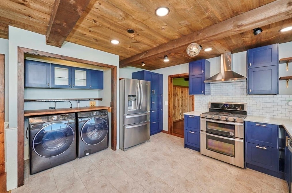 115 Hl St, Leominster MA 01453-3912 exterior