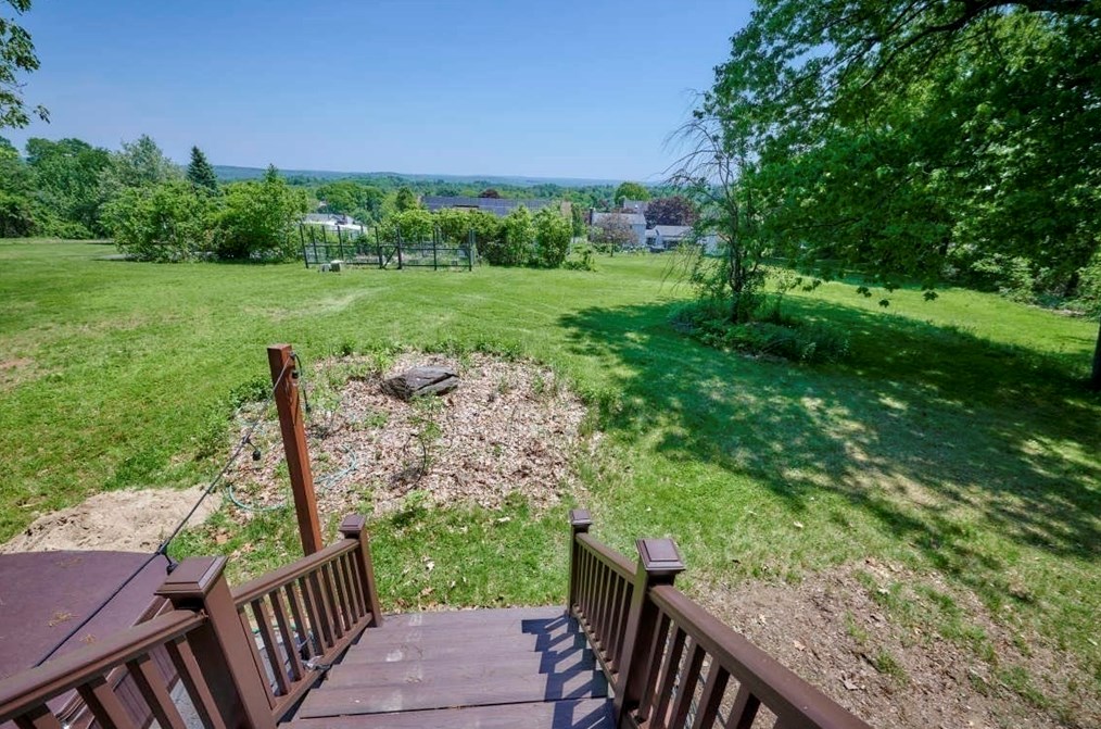 115 Hl St, Leominster MA 01453-3912 exterior