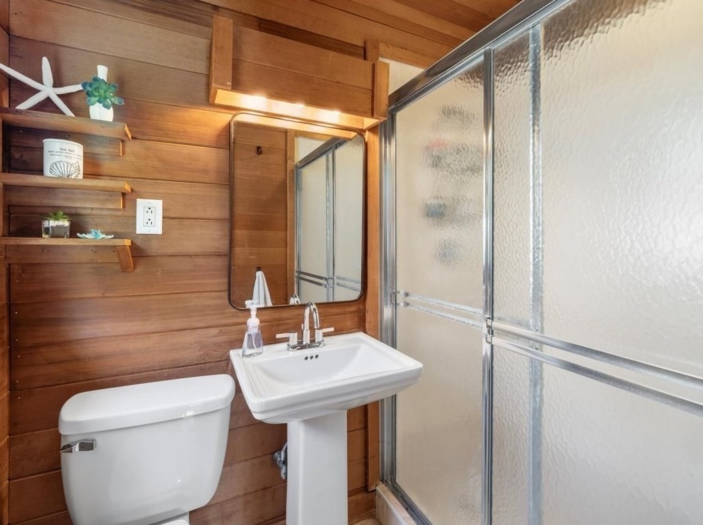 322 Atlantic Ave, Marblehead MA  01945-2730 exterior