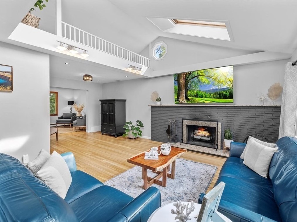 322 Atlantic Ave, Marblehead MA  01945-2730 exterior