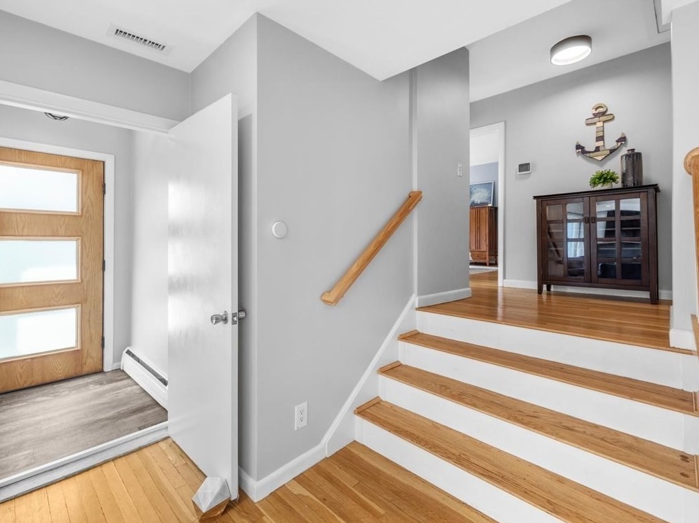 322 Atlantic Ave, Marblehead MA  01945-2730 exterior