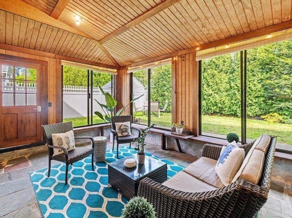 322 Atlantic Ave, Marblehead MA  01945-2730 exterior