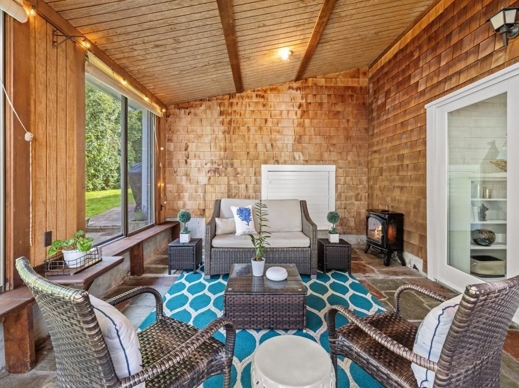 322 Atlantic Ave, Marblehead MA  01945-2730 exterior