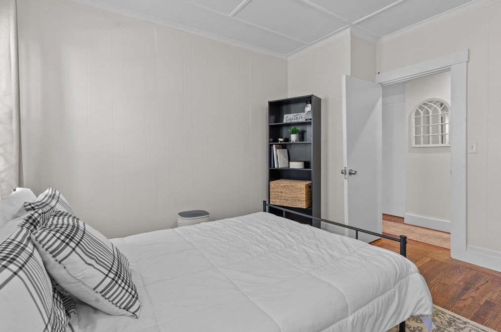 28 Borden St, New Bedford MA 02740-3317 exterior