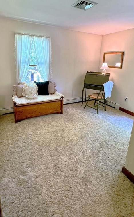 59 Fox Hl Dr, East Bridgewater MA 02324-2333 exterior