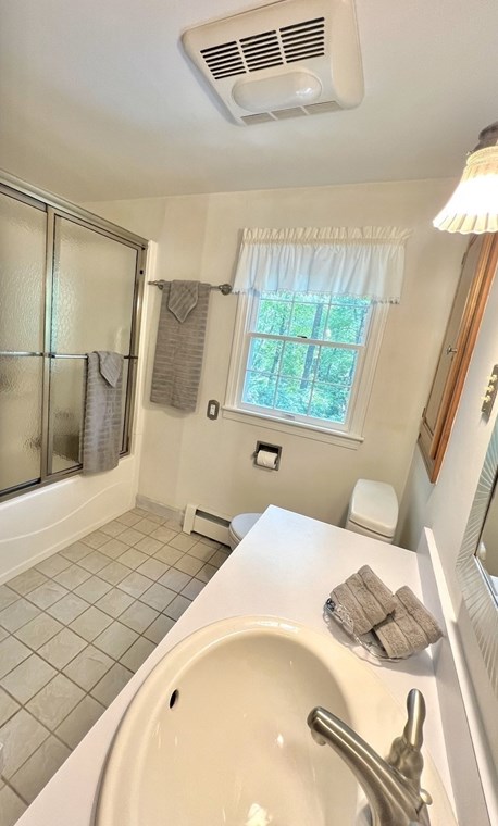 59 Fox Hl Dr, East Bridgewater MA 02324-2333 exterior