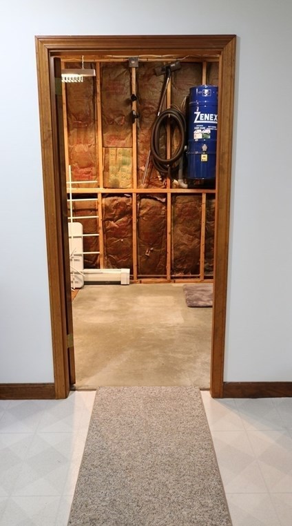 59 Fox Hl Dr, East Bridgewater MA 02324-2333 exterior