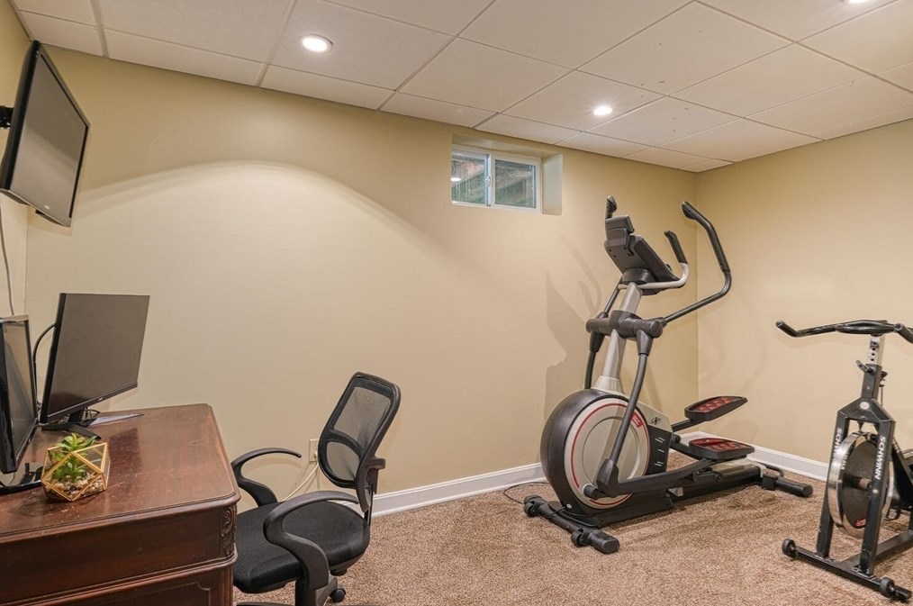 95 Ml St, Franklin MA 02038-1224 exterior