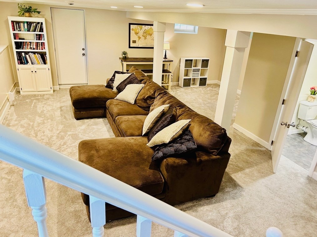 95 Ml St, Franklin MA 02038-1224 exterior