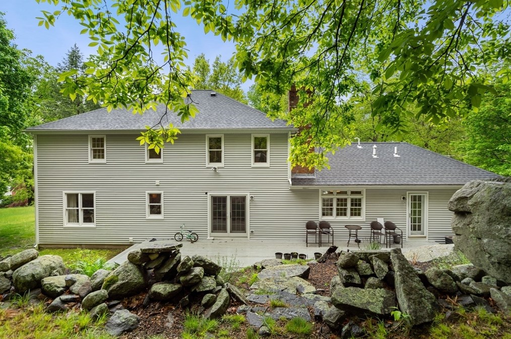 315 Spring St, Shrewsbury MA  01545-5031 exterior