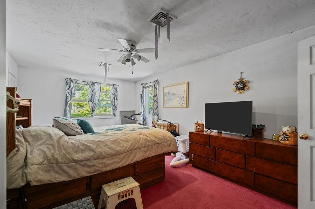 459 Essex St, Weymouth MA 02188-3502 exterior