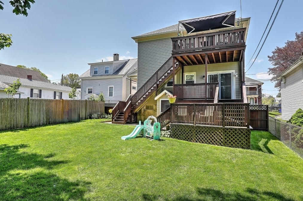 359 Stetson St, Fall River MA 02720-5545 exterior