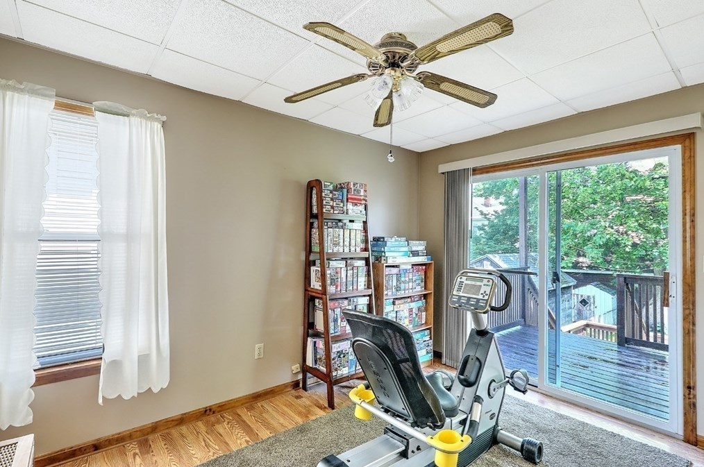 359 Stetson St, Fall River MA 02720-5545 exterior