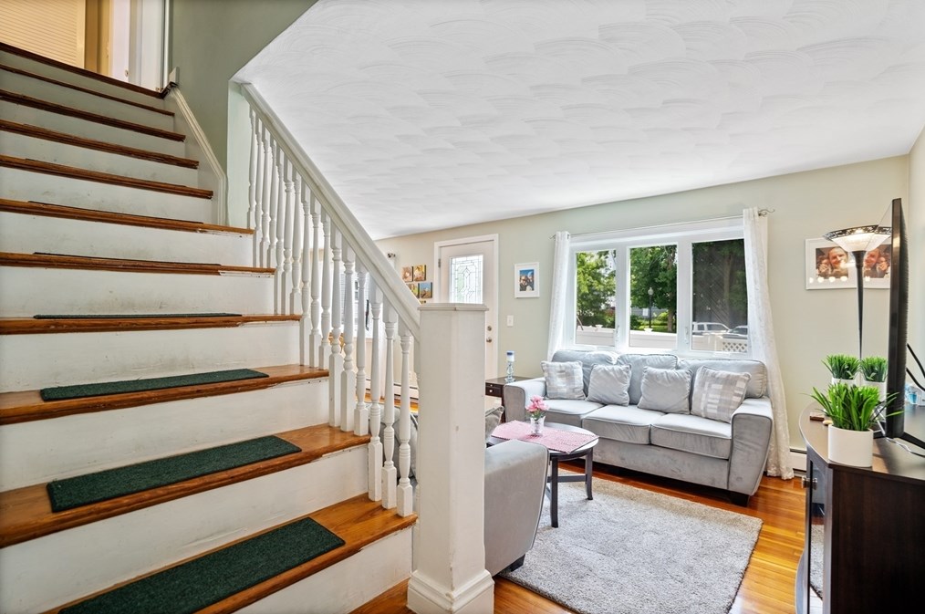 19 Belcher St, Winthrop MA 02152-3031 exterior