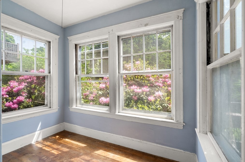 128 Jewett St, Newton MA 02458-1525 exterior