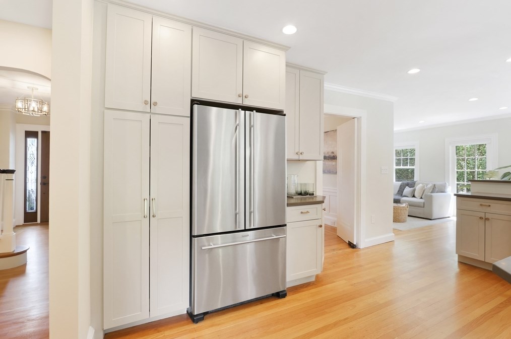 77 Walden St, Newton MA 02460-2133 exterior