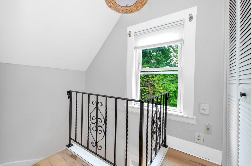 12 Wheeler St, Gloucester MA 01930-1648 exterior