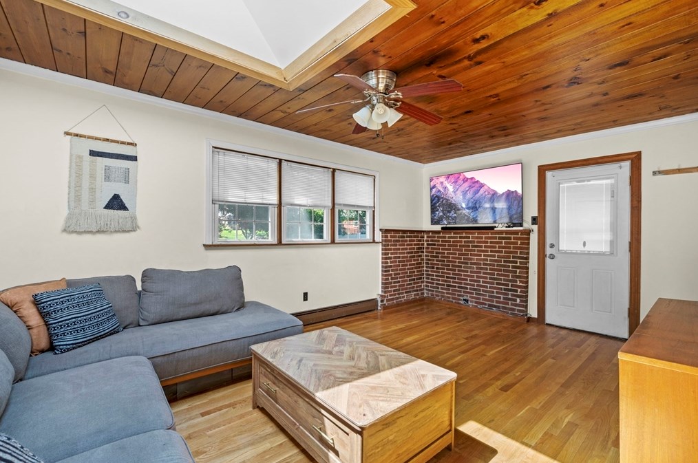 15 Fulton St, Methuen MA 01844-7011 exterior