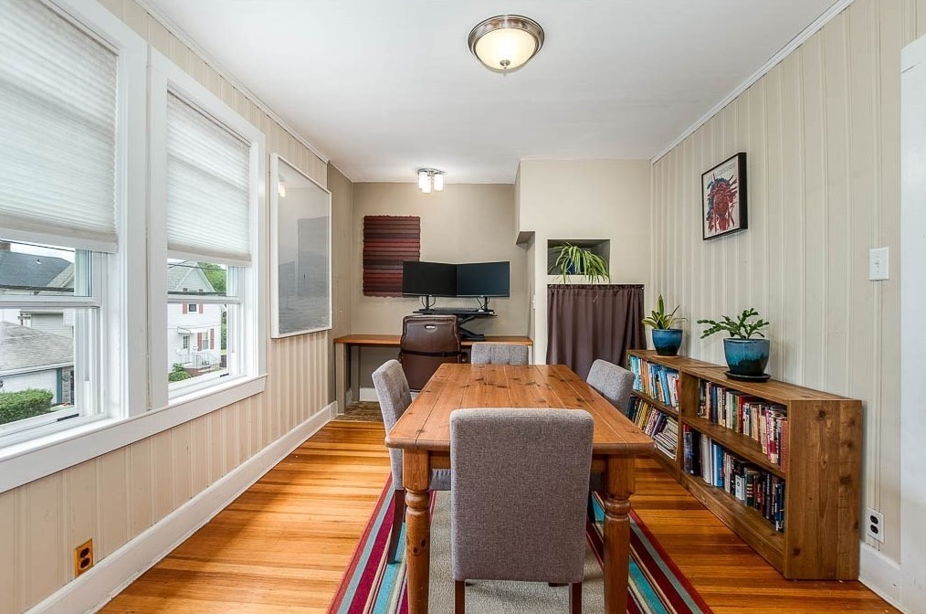 55 Kiely Rd, Dedham MA 02026-1608 exterior