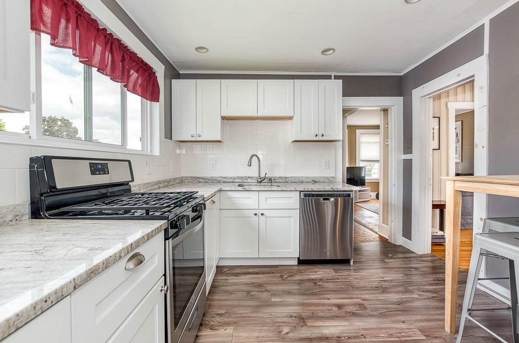 55 Kiely Rd, Dedham MA 02026-1608 exterior