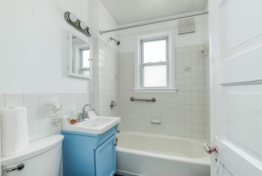 55 Kiely Rd, Dedham MA 02026-1608 exterior