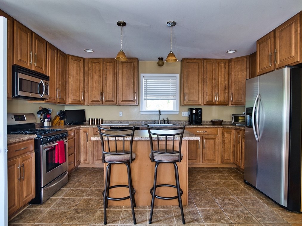 509 Hawes St, New Bedford MA 02745-1401 exterior