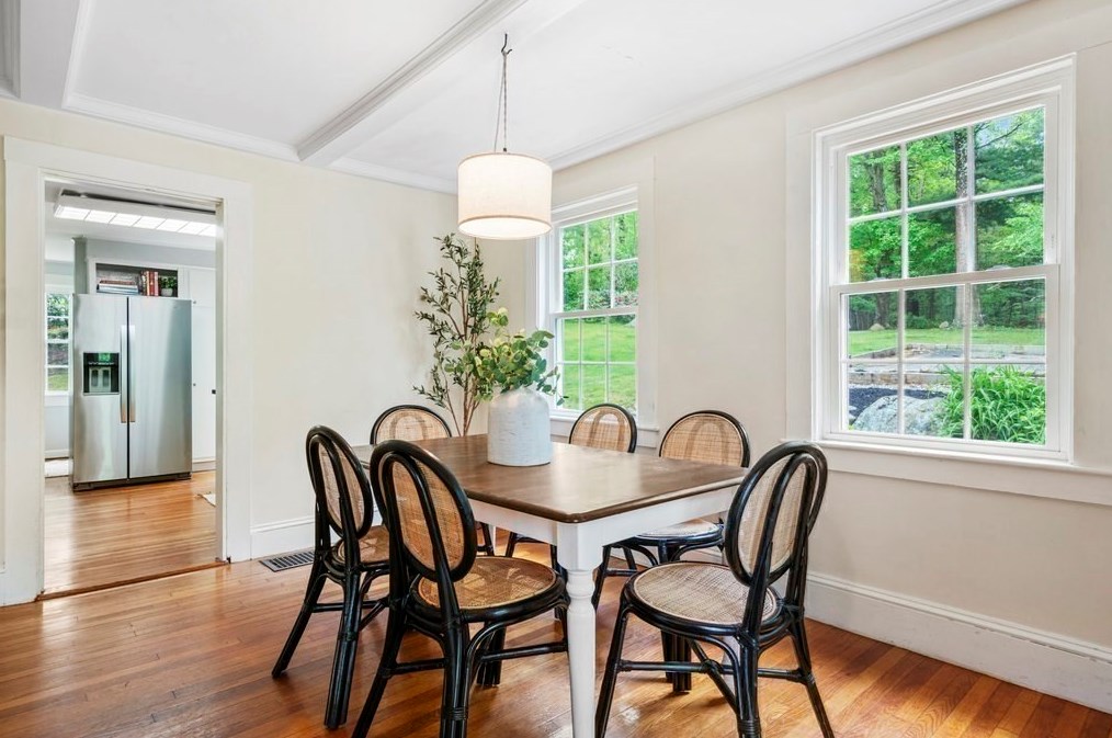 31 Wildwood Rd, Marshfield MA 02050-1734 exterior