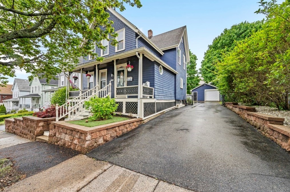 11 Winthrop St, Malden MA 02148-7816 exterior