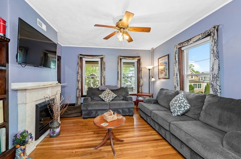 11 Winthrop St, Malden MA 02148-7816 exterior