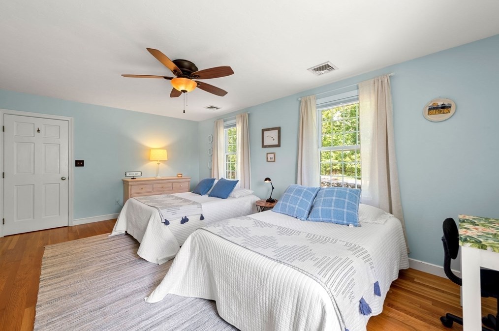 715 Marshall St, Holliston MA 01746-1438 exterior